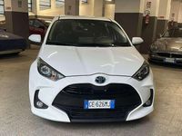 Usata Toyota Yaris Hybrid Business Edition 92 CV (67 kW) 2021 Bianco Berlina