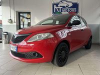 Usata Lancia Ypsilon 69 CV (50 kW) 2018 Rosso Utilitaria