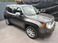 Usata Jeep Renegade Limited 140 CV (102 kW) 2016 Grigio SUV