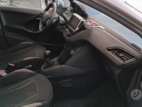 usata Peugeot 208 1.4 VTi 95 CV 5p. GPL Active