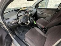 Usata Lancia Ypsilon Gold 80 CV (58 kW) 2015 Utilitaria