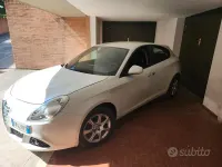 Usata Alfa Romeo Giulietta 120 CV (88 kW) 2012 Utilitaria