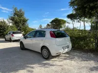 Usata Fiat Grande Punto 65 CV (47 kW) 2009 Bianco Utilitaria