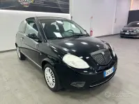 Usata Lancia Ypsilon 60 CV (44 kW) 2009 Nero Utilitaria