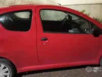 Usata Toyota Aygo 68 CV (50 kW) 2007 Rosso Utilitaria