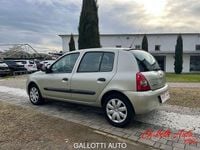 Usata Renault Clio II 60 CV (44 kW) 2008 Grigio Berlina