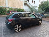 Usata Opel Astra Cosmo 180 CV (132 kW) 2010 Nero Berlina