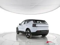 Nuova Volvo EX30 Plus 149 kW (203 CV) 2026 Blu SUV