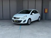 Usata Opel Corsa Club 86 CV (63 kW) 2013 Bianco Utilitaria