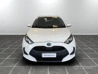 Gebraucht Toyota Yaris Hybrid Business Edition 92 PS (67 kW) 2022 Limousine