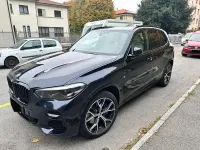 Usata BMW X5 M Sport 286 CV (210 kW) 2021 Blu/azzurro SUV