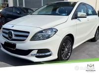 Usata Mercedes B250e 139 kW (190 CV) 2016 Bianco Monovolume