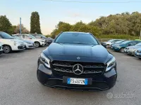 Usata Mercedes GLA200 Premium 136 CV (100 kW) 2018 Blu SUV
