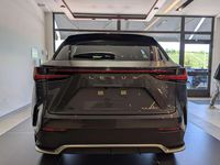 Nuova Lexus NX350h Sport Line 190 CV (139 kW) 2026 Dark grey met SUV