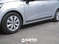 Begagnad Renault Clio V Life 67 HK (49 kW) 2022 Silver Sedan