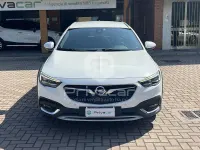 Usata Opel Insignia Country Tourer Exklusiv 169 CV (124 kW) 2018 Bianco Station wagon