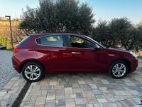 Usata Alfa Romeo Giulietta 176 CV (129 kW) 2014 Rosso Utilitaria