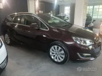 Usata Opel Astra Sport 136 CV (100 kW) 2015 Marrone Station wagon