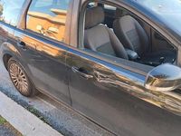 Usata Ford Focus Titanium 145 CV (106 kW) 2009 Nero Station wagon