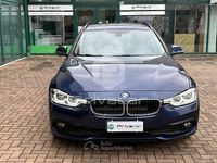 Begagnad BMW 320 Advantage 190 HK (139 kW) 2018 Blå Kombi