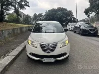 Usata Lancia Ypsilon S 85 CV (62 kW) 2011 Bianco Utilitaria