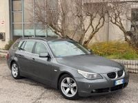 Usata BMW 530 231 CV (169 kW) 2005 Grigio Station wagon