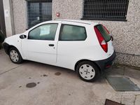 Usata Fiat Punto 60 CV (44 kW) 2006 Bianco Utilitaria