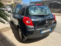 Gebraucht Renault Clio II 75 PS (55 kW) 2007 Schwarz Limousine