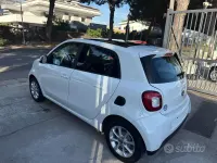 Usata Smart ForFour Passion 71 CV (52 kW) 2015 Bianco Utilitaria