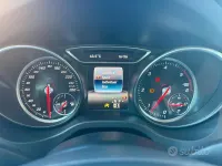Usata Mercedes GLA200 136 CV (100 kW) 2018 Bluazzurro SUV