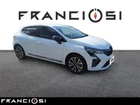 Usata Renault Clio Techno 100 CV (73 kW) 2025 Bianco Utilitaria