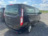 Usata Ford Tourneo Custom 105 CV (77 kW) 2023 Agate black met. Furgone