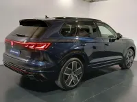 Usata VW Touareg R 462 CV (339 kW) 2024 Meloe blue crystal perlato SUV