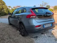 Usata Volvo V40 Momentum 120 CV (88 kW) 2017 Grigio Berlina