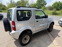 Usata Suzuki Jimny 65 CV (47 kW) 2004 Grigio SUV