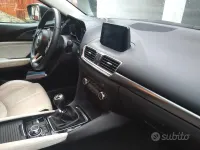 Usata Mazda 3 Exceed 105 CV (77 kW) 2018 Grigio Berlina