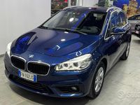 Usata BMW 218 Sport Line 150 CV (110 kW) 2018 Blu Monovolume