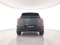 Nuova Volvo XC40 Plus 163 CV (119 kW) 2026 Verde SUV
