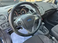 Usata Ford Fiesta Business Edition 75 CV (55 kW) 2016 Bluazzurro Utilitaria