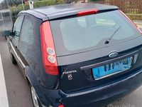 Usata Ford Fiesta 58 CV (42 kW) 2007 Blu Utilitaria
