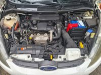 Usata Ford Fiesta 68 CV (50 kW) 2010 Bianco Utilitaria