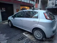 Usata Fiat Grande Punto 77 CV (56 kW) 2010 Grigio Utilitaria