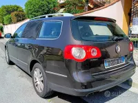 Usata VW Passat Highline 140 CV (102 kW) 2008 Marrone Station wagon
