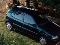 Usata VW Polo 50 CV (36 kW) 1997 Verde Berlina