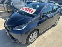 Usata Toyota Aygo X-play 69 CV (50 kW) 2015 Bluazzurro Utilitaria