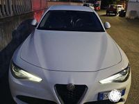 Usata Alfa Romeo Giulia Super 190 CV (139 kW) 2019 Bianco Berlina
