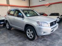 Usata Toyota RAV4 Luxury 136 CV (100 kW) 2006 Grigio SUV