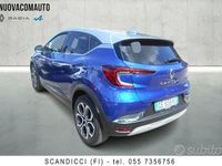 Usata Renault Captur Intens 160 CV (117 kW) 2021 Blu SUV