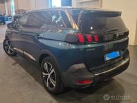 Usata Peugeot 5008 120 CV (88 kW) 2019 Verde Monovolume