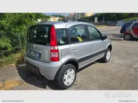 Usata Fiat Panda 4x4 Climbing 69 CV (50 kW) 2006 Utilitaria